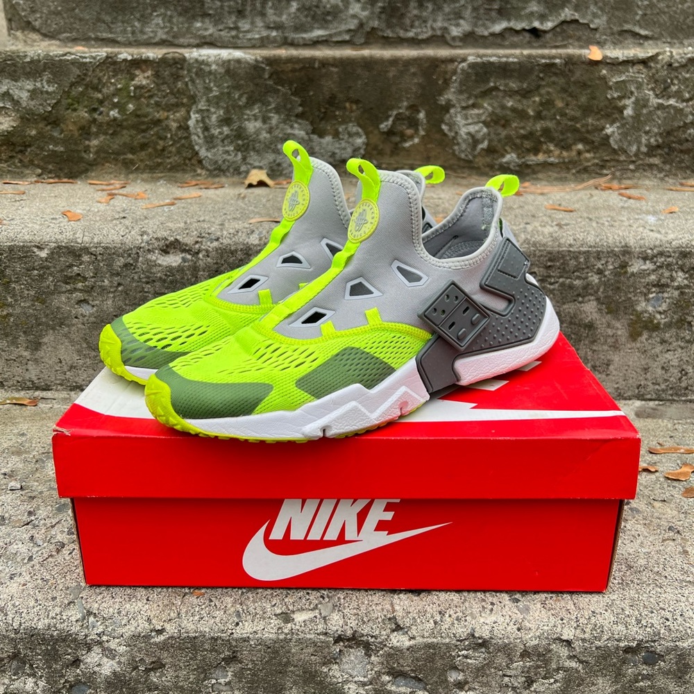 Nike Air Huarache Drift